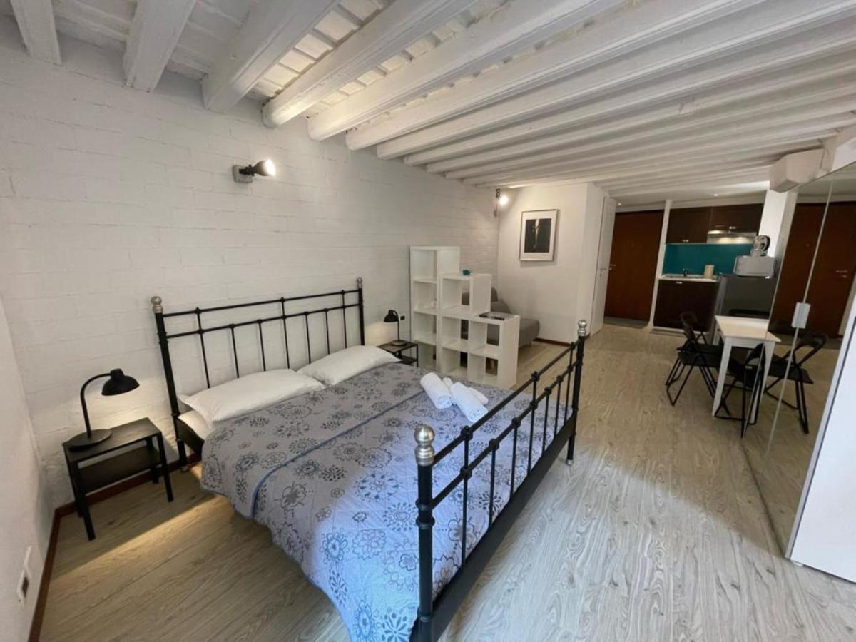 Travi E Grigio Studio Maddalena - Genovainrelax Daire Dış mekan fotoğraf